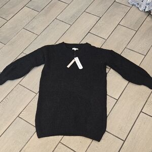 Olive‎ & Oak Black V-Neck Sweater Long Sleeve